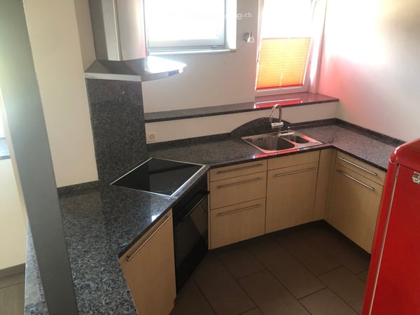 Rustica moderna in affitto a Giubiasco – 3.5 locali con balcone e vista panoramica 5