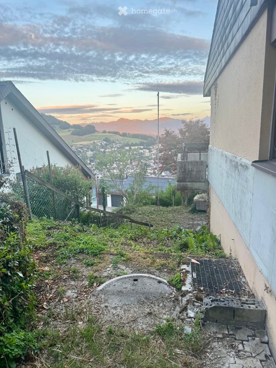 Einfamilienhaus mit grosszügigem Garten in Wald ZH 4
