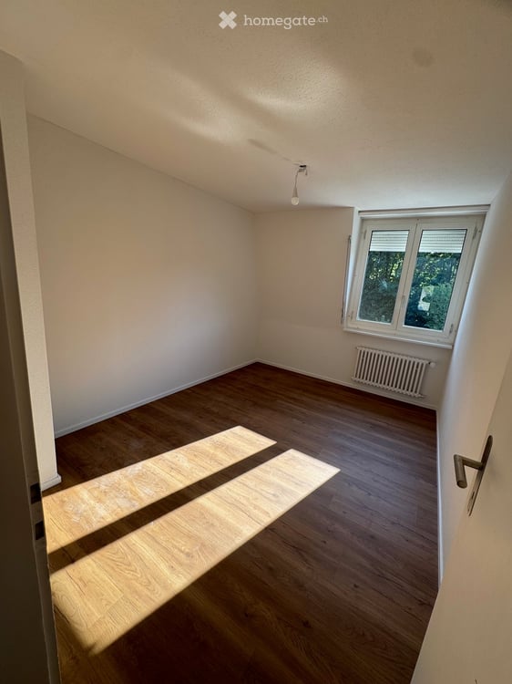 Ab 1. Oktober 2026, od.nach Vereinbarung, vermieten wir ein komplett NEU renoviertes Einfamilienhaus 14