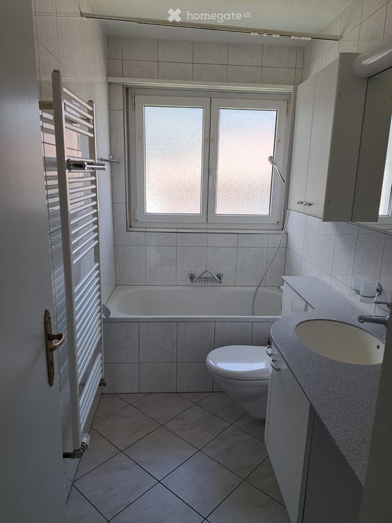 Helle 3.5-Zimmer-Wohnung mit grosszügigem Balkon an ruhiger Lage in Chur 6