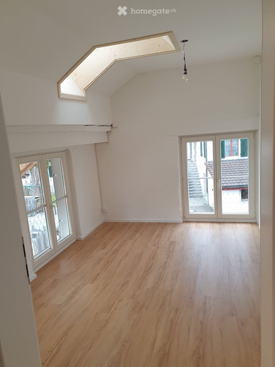 Helle Dachwohnung in Dürnten 4