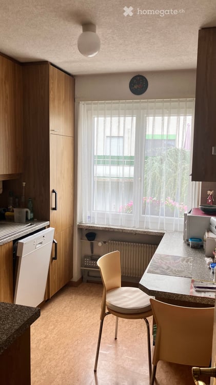 Helle 4.5-Zimmer-Wohnung mit Balkon in Oberengstringen 8