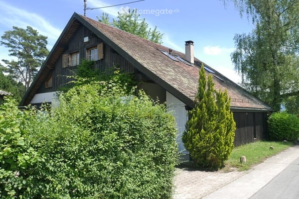 Attique à Céligny