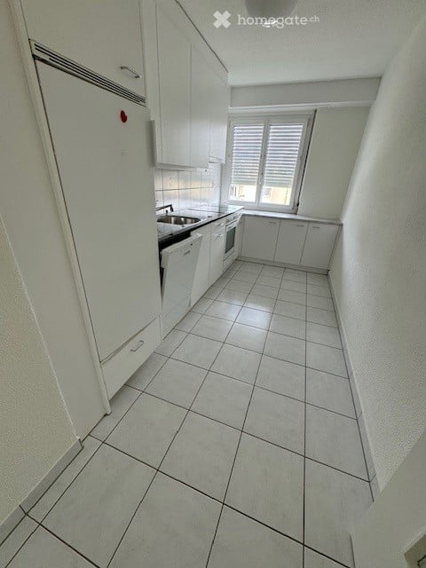 geräumige 3-Zimmerwohnung in Kloten 3