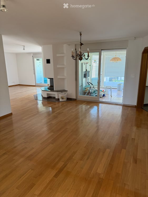 Grosszügige Wohnung mit Eigentümerstandard in Bad Zurzach 2