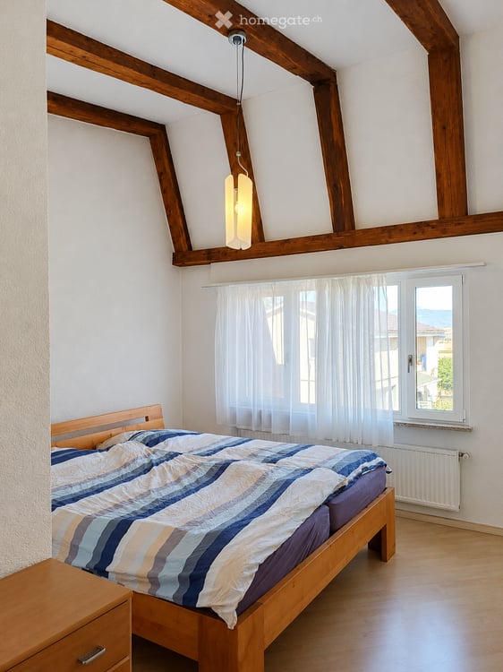 Freistehendes 5½-Zimmer-Einfamilienhaus mit idyllischem, sonnigem Garten 15