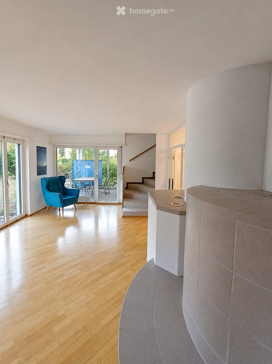 Freistehendes 5½-Zimmer-Einfamilienhaus mit idyllischem, sonnigem Garten 6