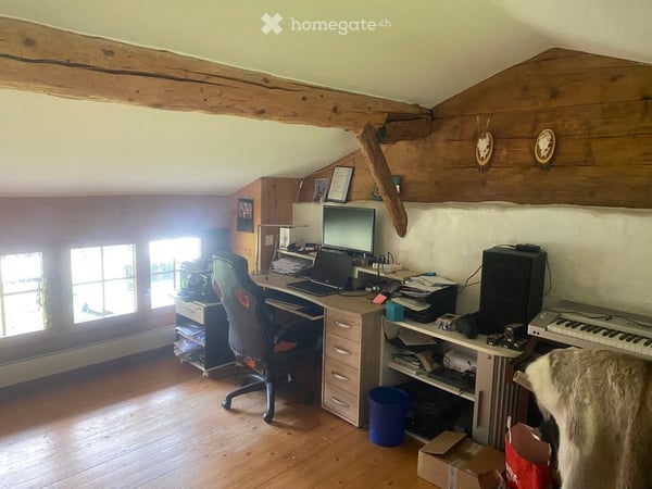 Geräumige 5-Zimmer-Wohnung / Hausteil in Davos Dorf – Altbaucharme mit Umschwung 8