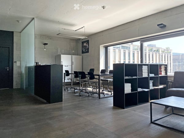 Einmalige Büroräume am Turbinenplatz 4