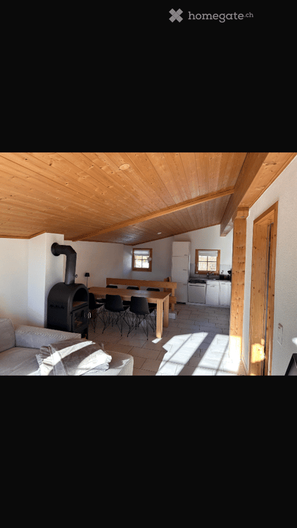 Charmante 2-Zimmer-Dachwohnung in Lenzerheide – mit Balkon und schöner Aussicht 3