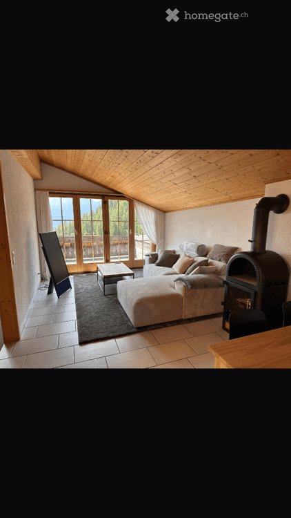 Charmante 2-Zimmer-Dachwohnung in Lenzerheide – mit Balkon und schöner Aussicht 1