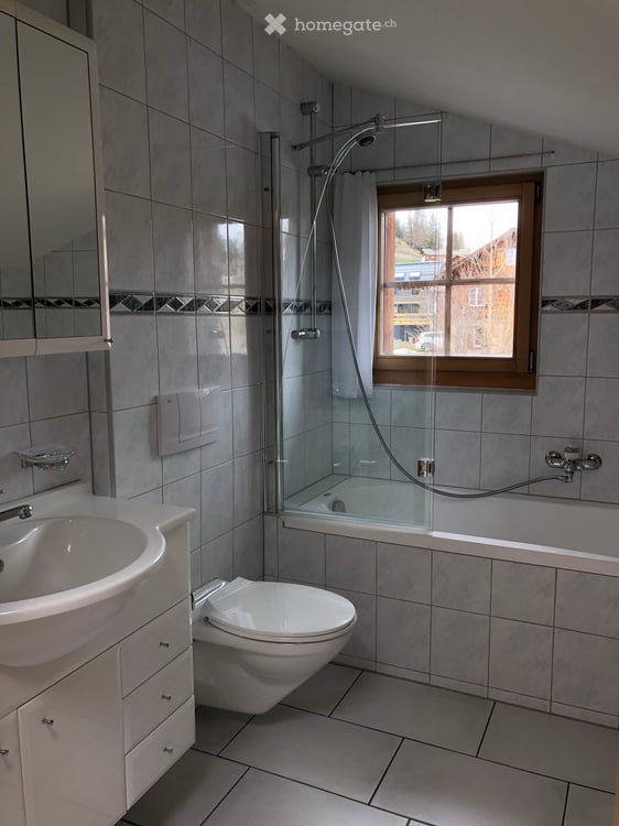 Charmante 2-Zimmer-Dachwohnung in Lenzerheide – mit Balkon und schöner Aussicht 5