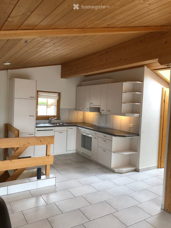 Charmante 2-Zimmer-Dachwohnung in Lenzerheide – mit Balkon und schöner Aussicht 4