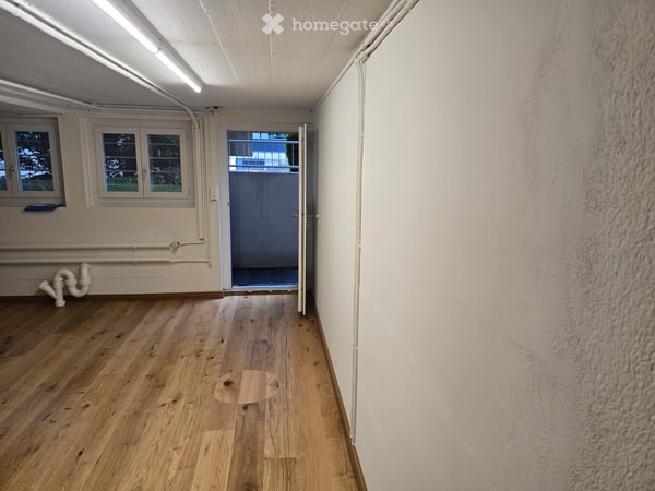 NEU RENOV. Gewerberaum mit Aussenparkplatz 5