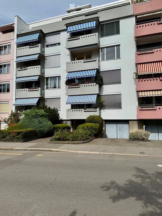 Helle 4-Zimmer-Wohnung an der Engelgasse in Basel 7