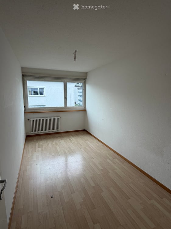 Helle, grosse 4,5 Zimmer-Wohnung mit Balkon 8