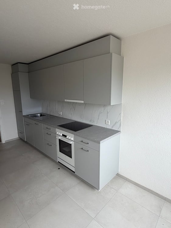 Helle, grosse 4,5 Zimmer-Wohnung mit Balkon 5