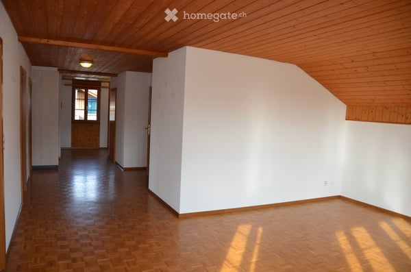 4.5 Zimmer-Dachwohnung in Plaffeien 4
