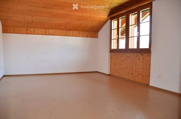 4.5 Zimmer-Dachwohnung in Plaffeien 3