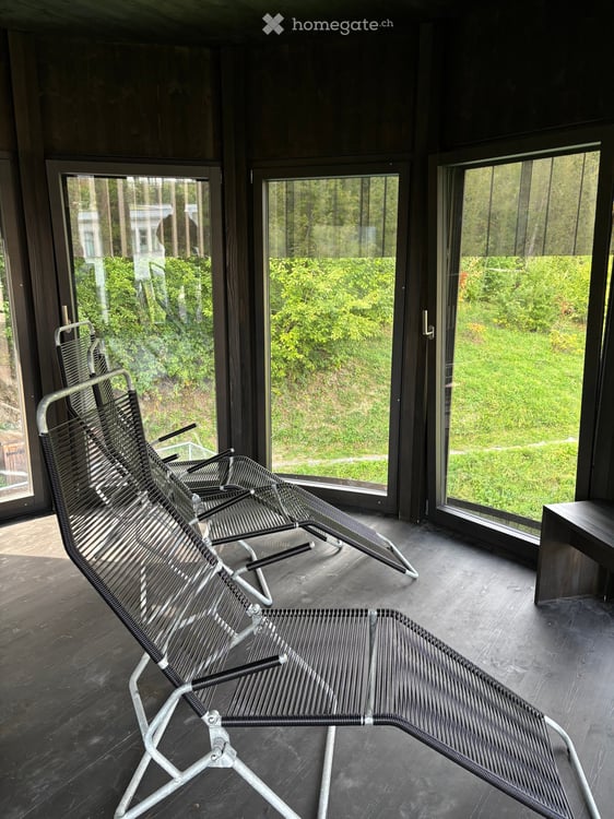 Moderne 2.5-Zimmer-Neubauwohnung mit Bergblick, Sauna & Naturpool in Mels 13