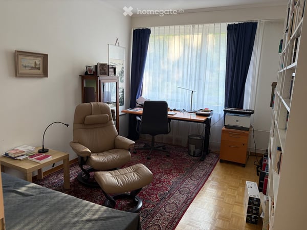 Spacieux appartement de 4.5 pièces au rez supérieur à Lausanne 4