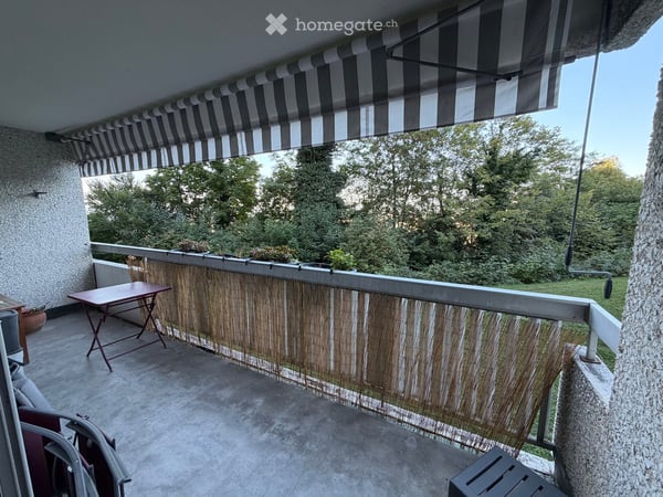 Spacieux appartement de 4.5 pièces au rez supérieur à Lausanne 2