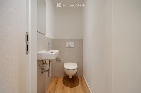 Helle 5-Zimmer-Wohnung mit Balkon und Dachterrasse – Wohlen AG 3