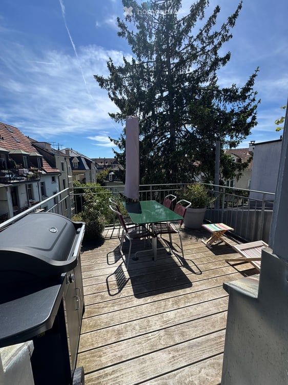 Charmante 4-Zimmer- Maisonette-Dachwohung mit Balkon in Basel 3