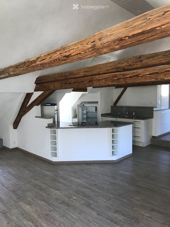 Charmante 1.5-Zimmer-Dachwohnung an der Hauptstrasse in Bad Zurzach
