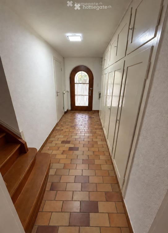 Schönes 5.5-Zi-Einfamilienhaus mit Garage und Umschwung befristet zu vermieten 8