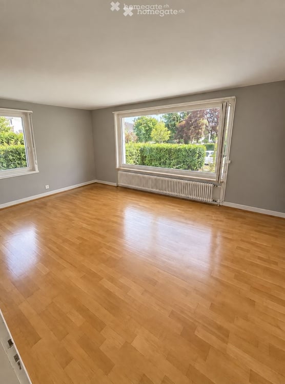 Schönes 5.5-Zi-Einfamilienhaus mit Garage und Umschwung befristet zu vermieten 2