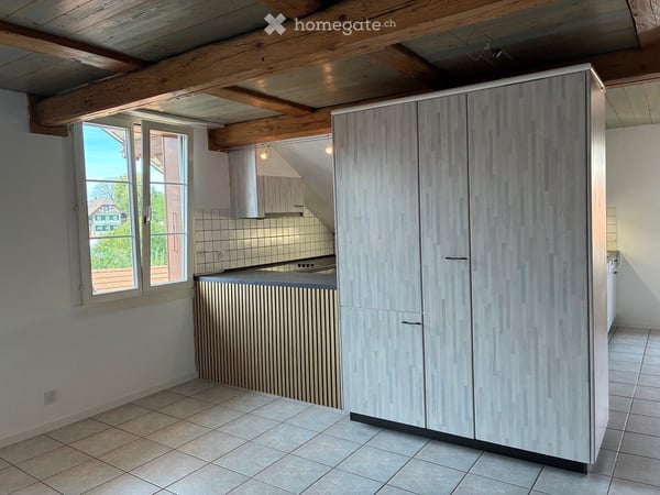 Wunderschöne teilssanierte 4.5‑Zimmer‑Dachwohnung in Jegenstorf 4
