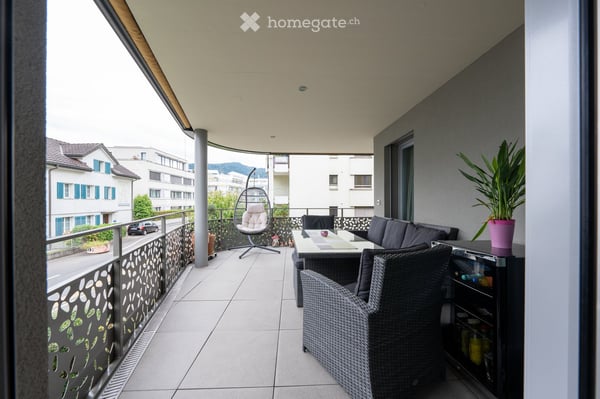 Hochwertige Wohnung in Lachen SZ 8