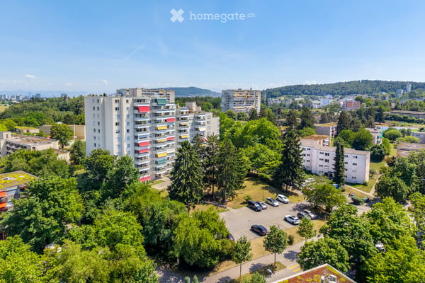 Exklusive 4.5-Zimmer Eigentumswohnung mit Weitsicht in Zürich-Affoltern (oberste Etage) 13