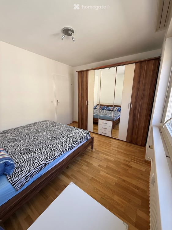 Grosszügige 4.5-Zimmerwohnung mit Balkon, Gemeinschaftsgarten & Tiefgaragenplatz in Basel 17