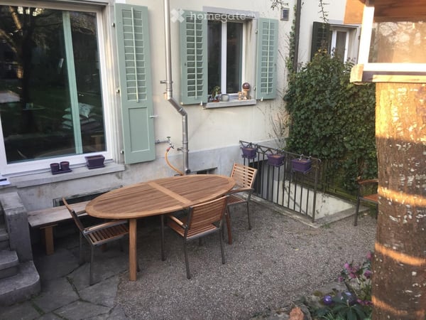 Zentral und doch im Grünen - 5.5-Zimmer-Reiheneinfamilienhaus im Breitequartier 5