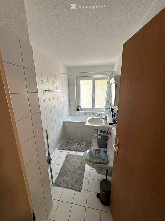 Schöne, geräumige und helle 2 Zimmerwohnung zu vermieten 5