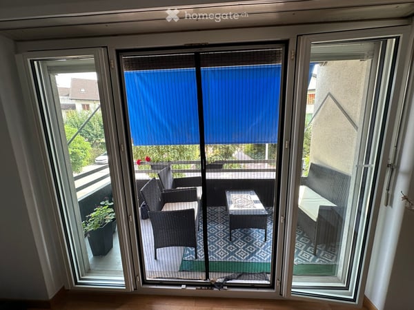 Schöne, geräumige und helle 2 Zimmerwohnung zu vermieten 6