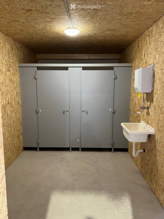 Espace commercial et atelier lumineux à Cudrefin 6