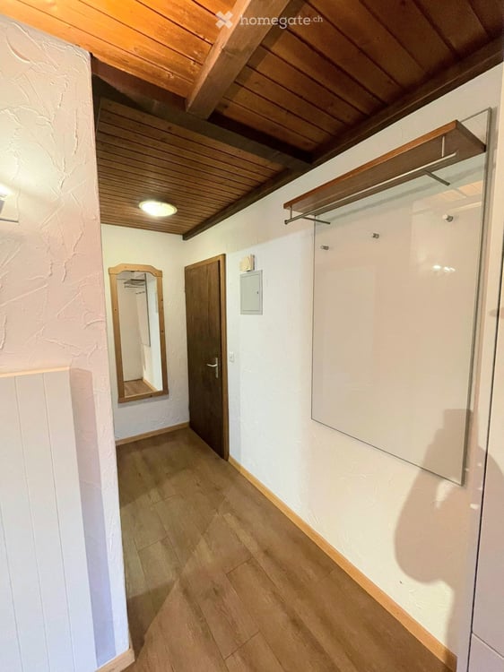 Ruhige 2.5 Zimmer Wohnung mit bezaubernder Aussicht 2