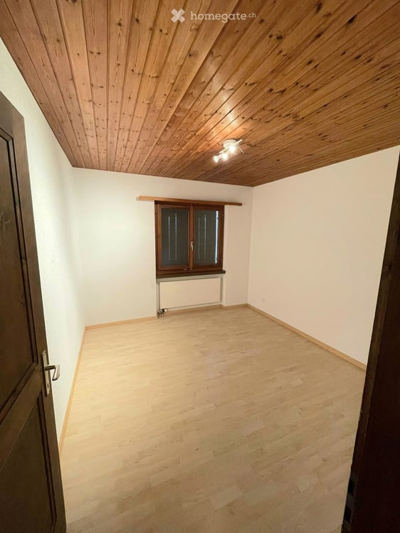 Ruhige 2.5 Zimmer Wohnung mit bezaubernder Aussicht 4