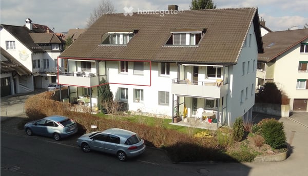 Sonnige, gepflegte 4.5 Zimmer Wohnung in Niederglatt, inklusive Einzelgarage mit Wallbox 1