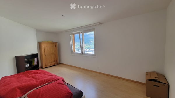 Helle 4.5-Zimmer-Wohnung mit Balkon und schöner Aussicht in Termen 13