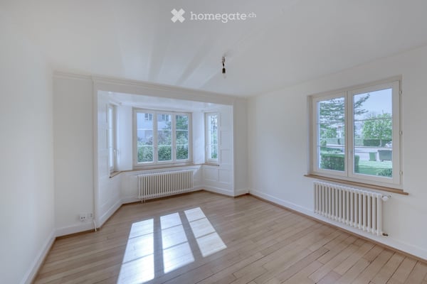 Einseitig Angebautes Haus / Semi-detached house in Zürich 3