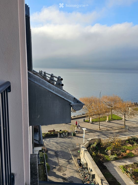 Appartement lumineux de 4.5 pièces avec vue et balcon à Vevey 5