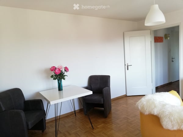 Charmante 2-Zimmer-Wohnung mit Balkon in Winterthur 9