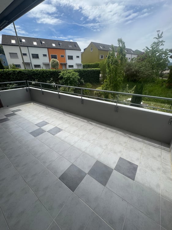 Attraktive 4.5-Zimmerwohnung in Hüttikon mit 2 Tiefgaragenplätzen
