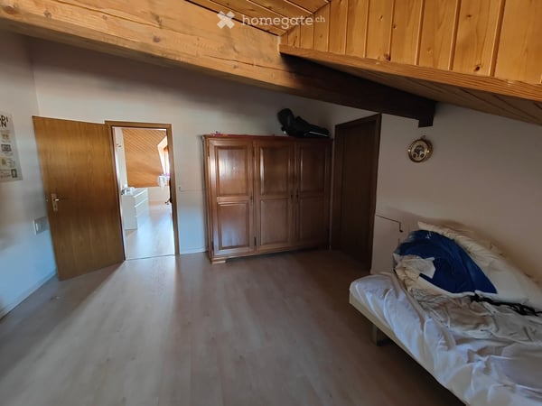 Charmante 4.5-Zimmer-Maisonettewohnung an der Obergasse in Bülach 8