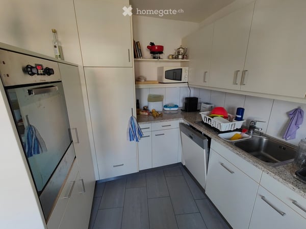 Charmante 4.5-Zimmer-Maisonettewohnung an der Obergasse in Bülach 3