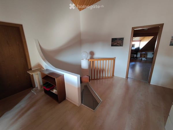 Charmante 4.5-Zimmer-Maisonettewohnung an der Obergasse in Bülach 6